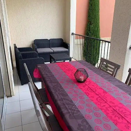 Appartement 4 Personnes, Vue Mer Exceptionnelle Sur Le Golf De St Tropez *